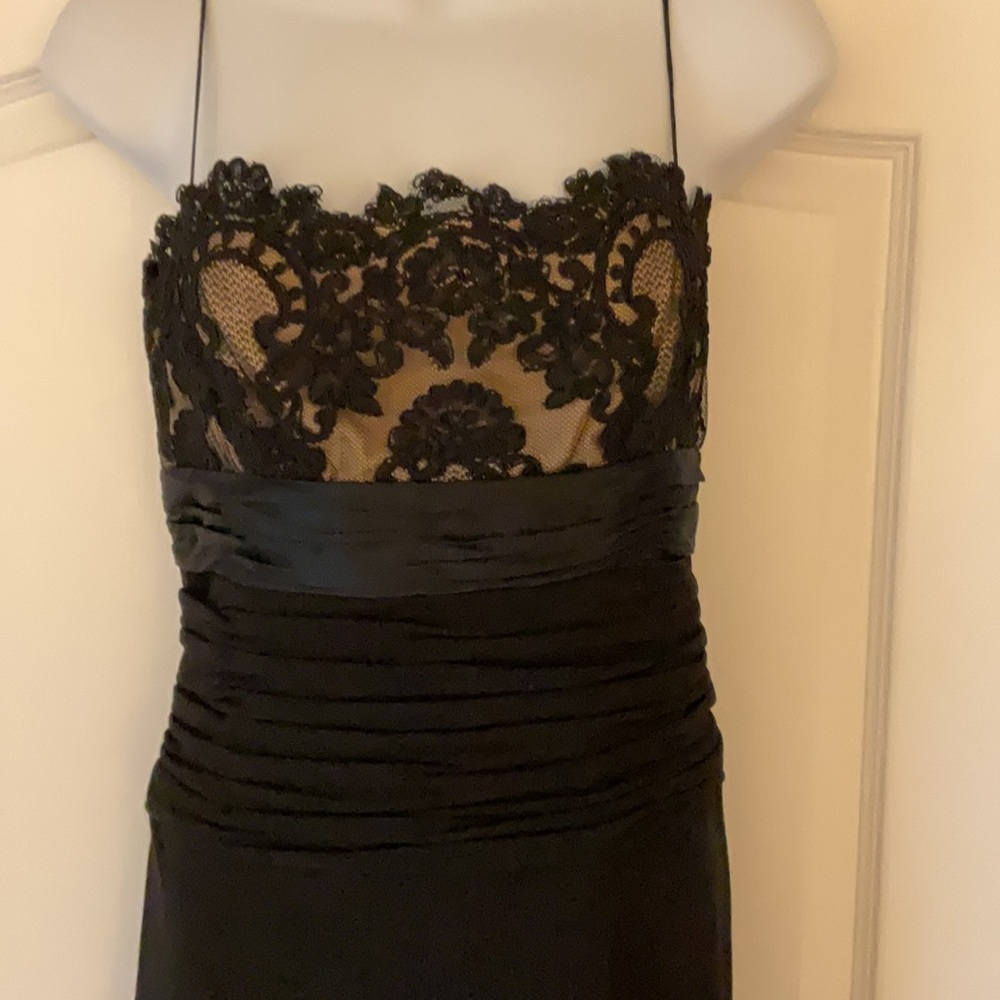 Jones NY black lace dress